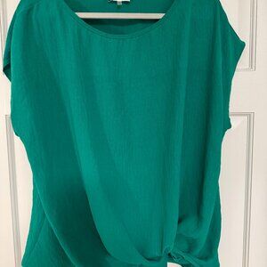 Korye Green Short Sleeve Blouse.  NWOT.  Size 2X